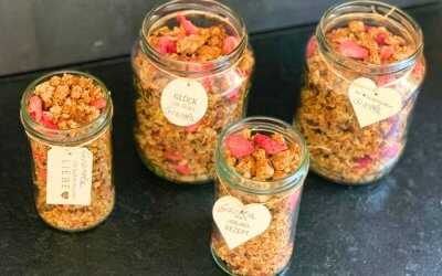 Mandel-Apfel-Granola – Frühstücksbowl